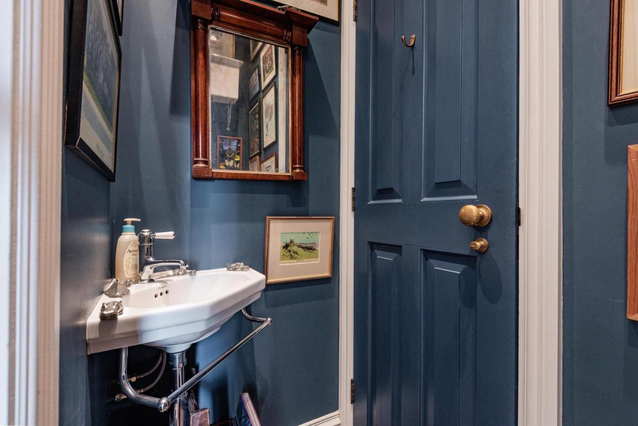 Charming Pimlico Home Close To The River Thames By Underthedoormat Londra Dış mekan fotoğraf